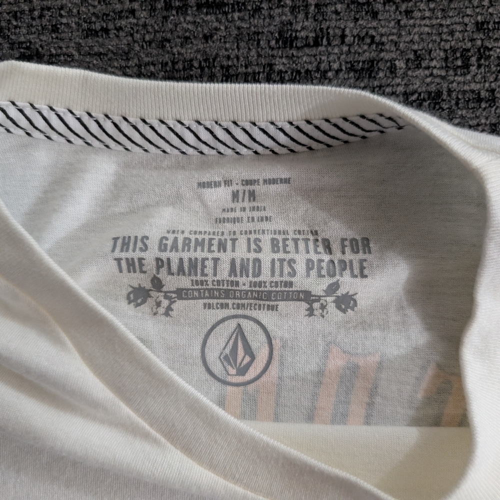 Volcom Inflames T-Shirt M - Picture 6 of 9